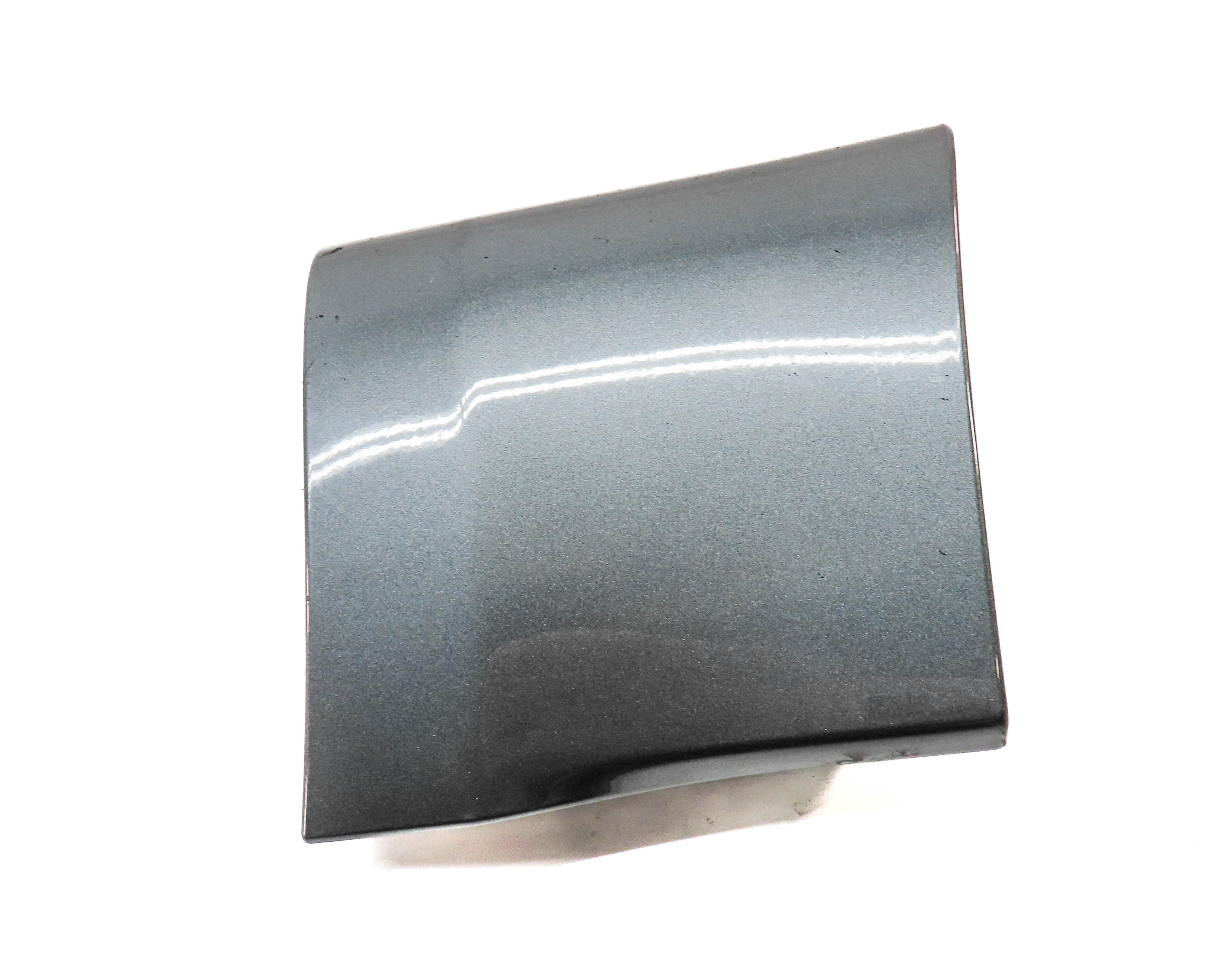 2015 RANGE ROVER SPORT (L494) FRONT RIGHT PASSENGER LOWER FENDER TRIM CAP (Grey) — exact item pictured